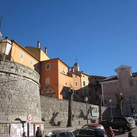 Gostinjska kuća Mare E Monti