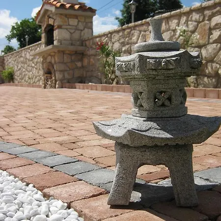Gostinjska kuća Mare E Monti